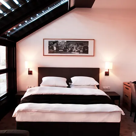 The Granary - La 5*